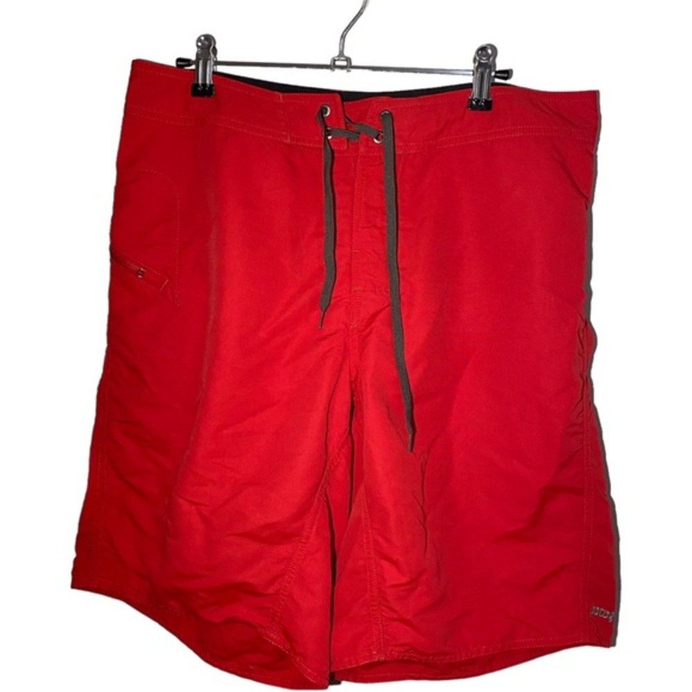 Patagonia Mens Size 34 Swim Trunks Shorts 100% Nylon 10" Inseam‎ Red and Black